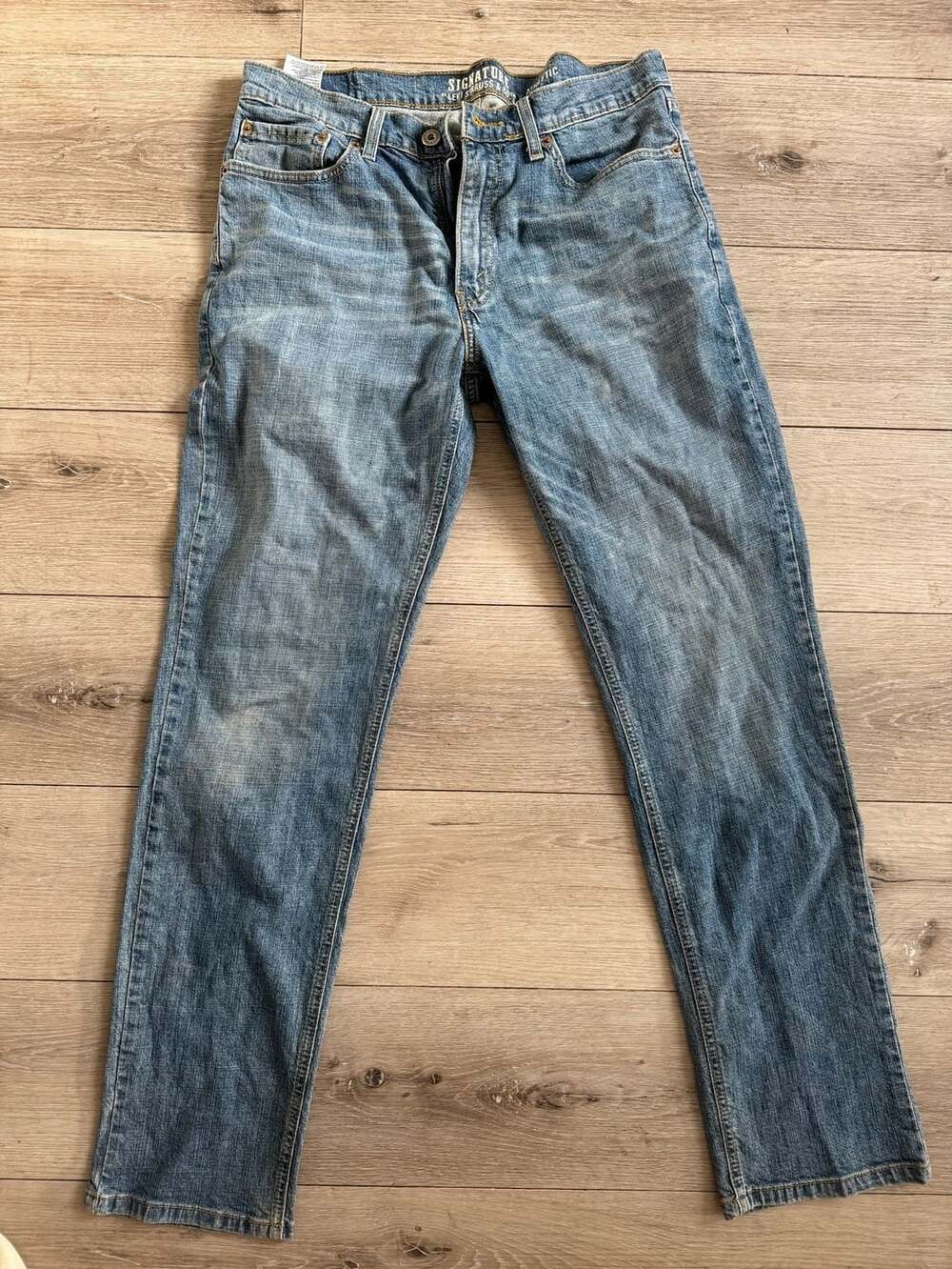Signature by Levi Strauss & Co. Athletic Fit Jeans Blue Denim Light Wash 34x34